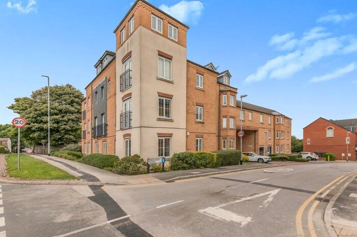 2 Bedroom Flat To Rent In Broadlands Place, Pudsey LS28