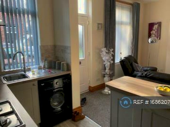 2 Bedroom Terraced House To Rent In Prospect Terrace, Bramley, Leeds, LS13