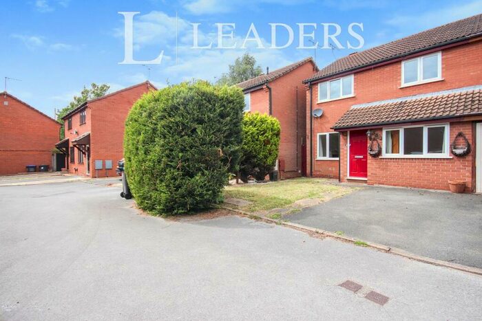 4 Bedroom Semi-Detached House To Rent In Cherry Orchard, Kenilworth, CV8