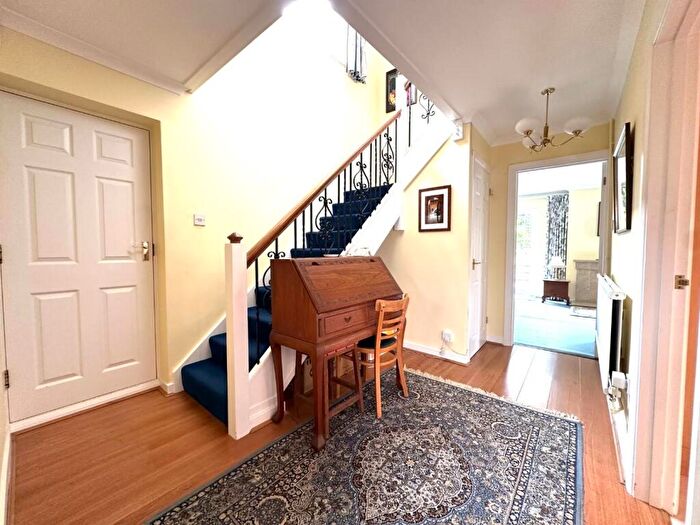 4 Bedroom Detached House For Sale In Conyngham Road, Meadowfields, Northampton, NN3