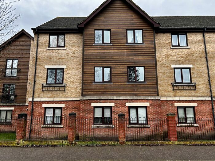 2 Bedroom Flat For Sale In Cygnet Court, Spalding, PE11