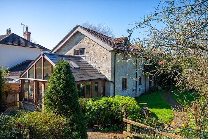 3 Bedroom Detached House For Sale In Dinton, SP3