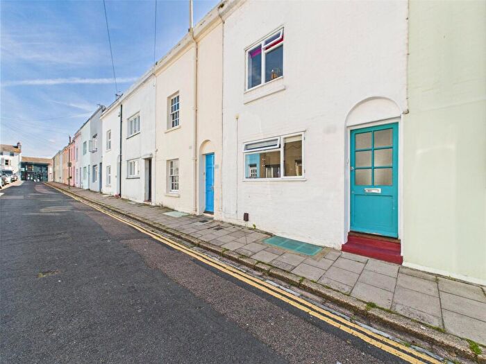 3 Bedroom Terraced House To Rent In Guildford Street, Brighton, East Sussex, BN1