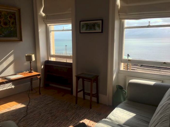 1 Bedroom Flat To Rent In Wellington Crescent, Ramsgate, Kent, CT11