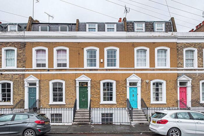 3 Bedroom Terraced House For Sale In Linton Street, Islington, N1