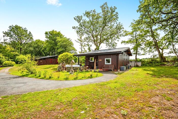 2 Bedroom Bungalow For Sale In Penlan Holiday Village, Newcastle Emlyn, Dyfed, SA38