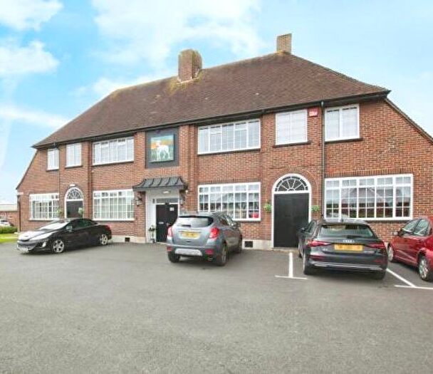 2 Bedroom Flat For Sale In Flat White Hart House, Castle Street, Portchester, Fareham, Hampshire, PO16