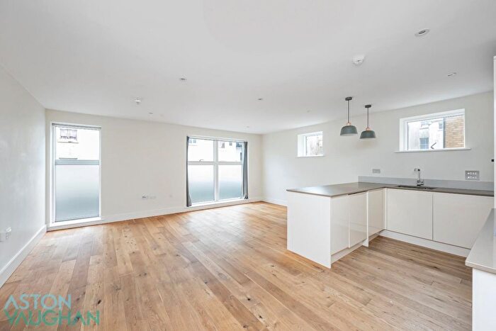 2 Bedroom Flat To Rent In Salisbury Road, Hove, BN3