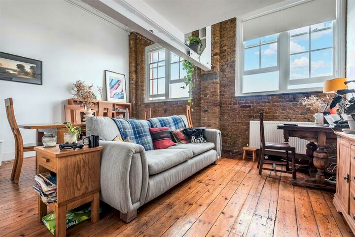 3 Bedroom Apartment To Rent In York Grove, Peckham, London, SE15