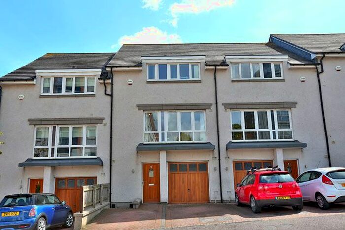 4 Bedroom Town House To Rent In Rubislaw Drive, West End, Aberdeen, AB15