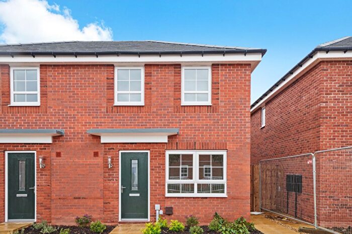 3 Bedroom Semi Detached House To Rent In Mindaro Way, Rugby, Warwickshire, CV22