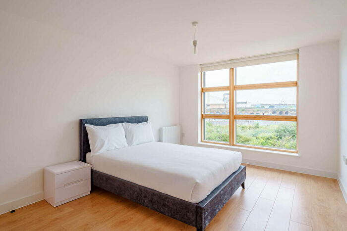 1 Bedroom Flat To Rent In Vida House, Trundleys Road, Deptford, SE8