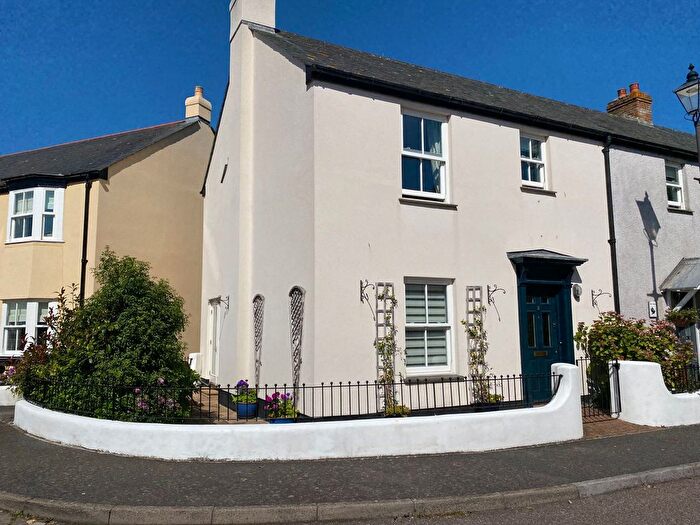 2 Bedroom End Terrace House To Rent In Shoreside, Shaldon, TQ14