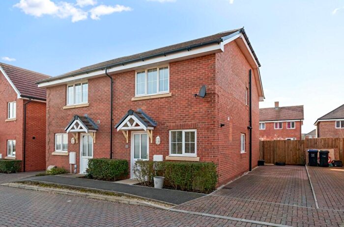 3 Bedroom Semi-Detached House For Sale In McEvoy Gardens, Ludgershall, Andover, SP11