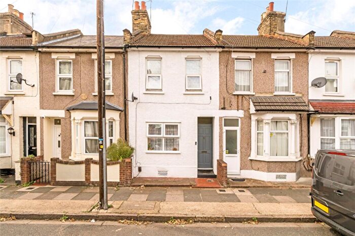 2 Bedroom Terraced House For Sale In Vernon Road, London, E15