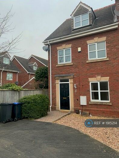 3 Bedroom Terraced House To Rent In Sir Toby Belch Drive, Warwick, CV34