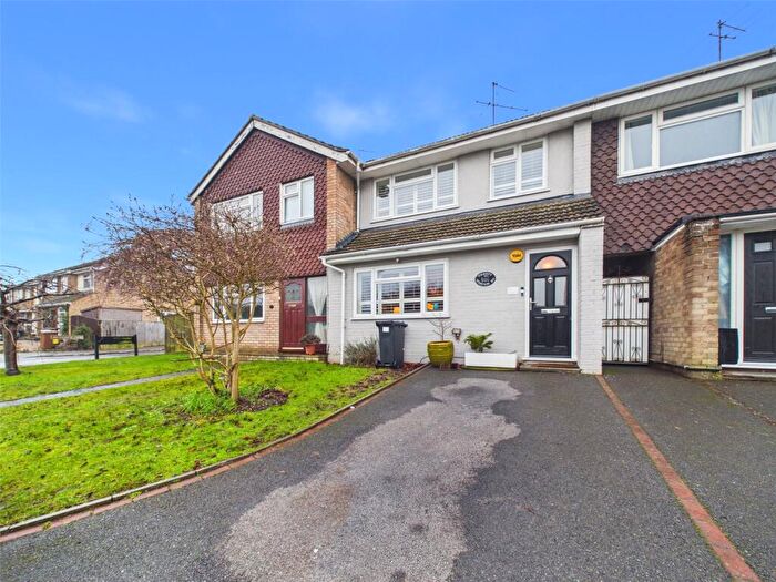 3 Bedroom Terraced House For Sale In Station Road, Chinnor, Oxfordshire, OX39