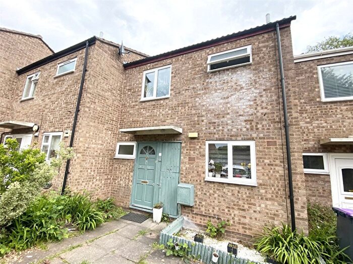 3 Bedroom Terraced House For Sale In Dunsheath, Telford, Shropshire, TF3