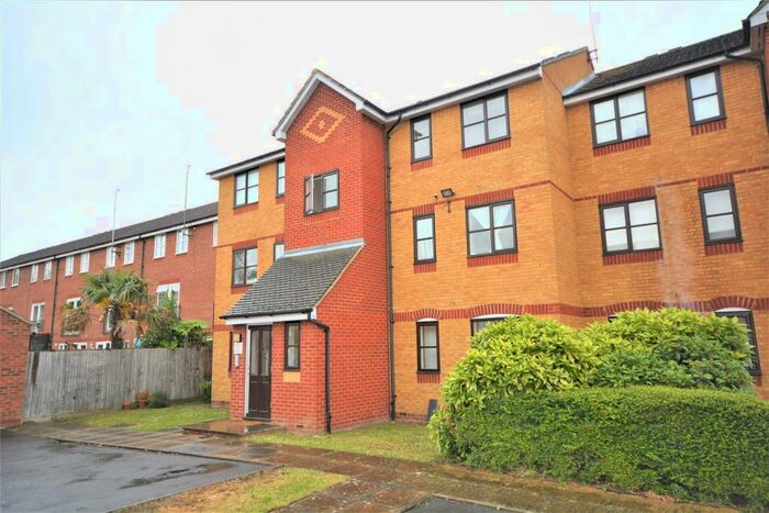 1 Bedroom Apartment To Rent In Sherfield Close, New Malden, KT3