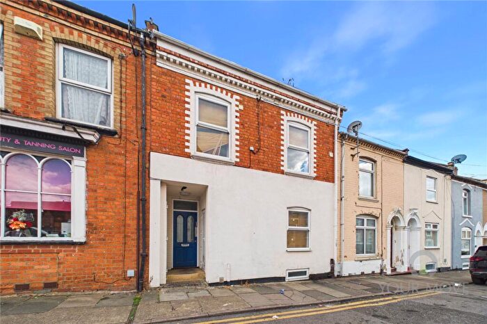 1 Bedroom Flat To Rent In Edith Street, Northampton, NN1