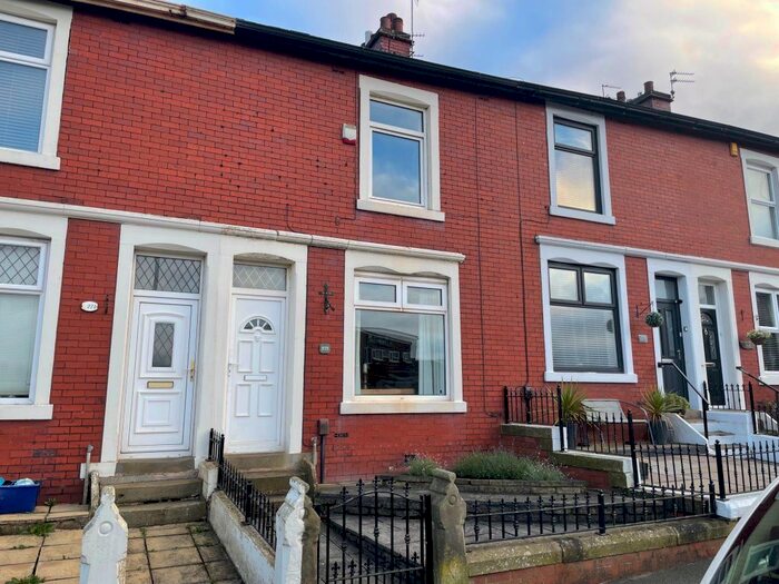 2 Bedroom Terraced House To Rent In Dill Hall Lane, Church, Accrington BB5