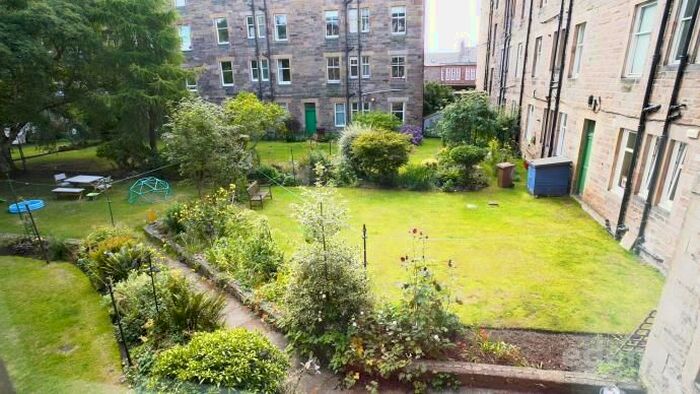 2 Bedroom Flat To Rent In West Savile Terrace, Edinburgh, EH9