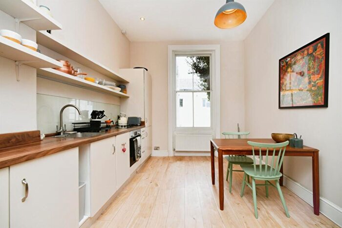1 Bedroom Flat For Sale In Abbey Road, Brighton, BN2