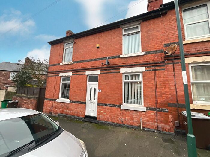 2 Bedroom End Of Terrace House For Sale In Chandos Street, Nottingham, NG3