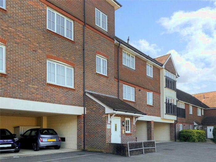 2 Bedroom Apartment To Rent In Highbank, Haywards Heath, West Sussex, RH16