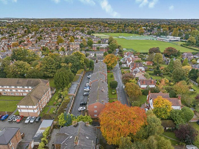 2 Bedroom Apartment For Sale In The Mews, Beaufort Road, Sale, M33