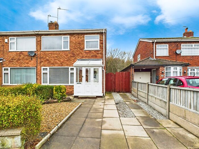 3 Bedroom Semi Detached House For Sale In Farndon Avenue, Sutton Manor, St Helens, WA9