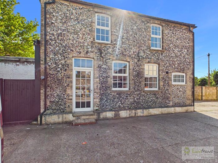 2 Bedroom Detached House To Rent In London Road, Brandon, IP27