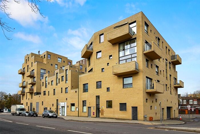 2 Bedroom Flat For Sale In Grahame Park Way, Colindale, NW9