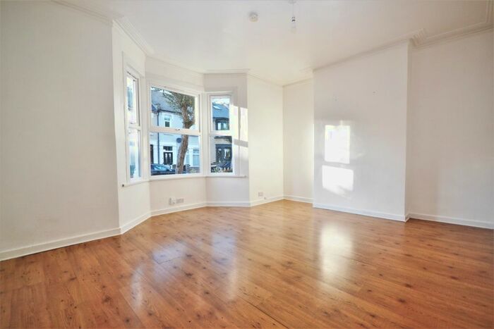 1 Bedroom Flat To Rent In Leyton Park Road, London, E10