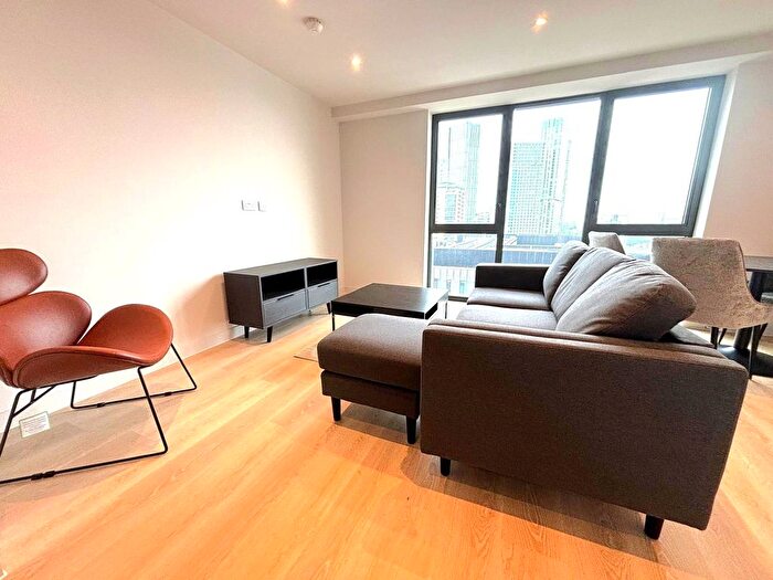 2 Bedroom Flat To Rent In Dutton Street, Manchester, M3