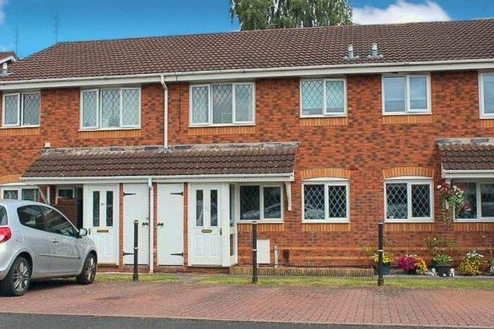 1 Bedroom Maisonette To Rent In Exeter Drive, Tamworth, Staffordshire, B79
