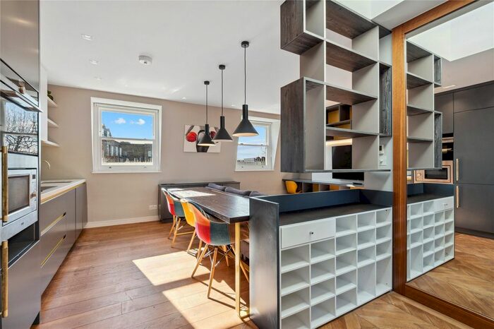 1 Bedroom Flat To Rent In Cornwall Crescent, London, W11