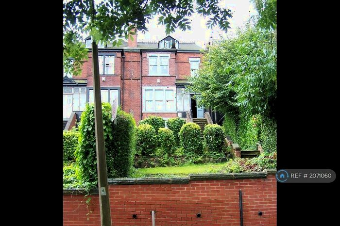 4 Bedroom Maisonette To Rent In Ridge Terrace, Leeds, LS6