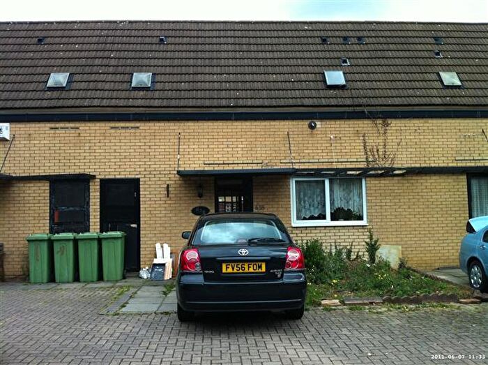 2 Bedroom Terraced House To Rent In South Tenth Street, Central Milton Keynes, Milton Keynes, MK9