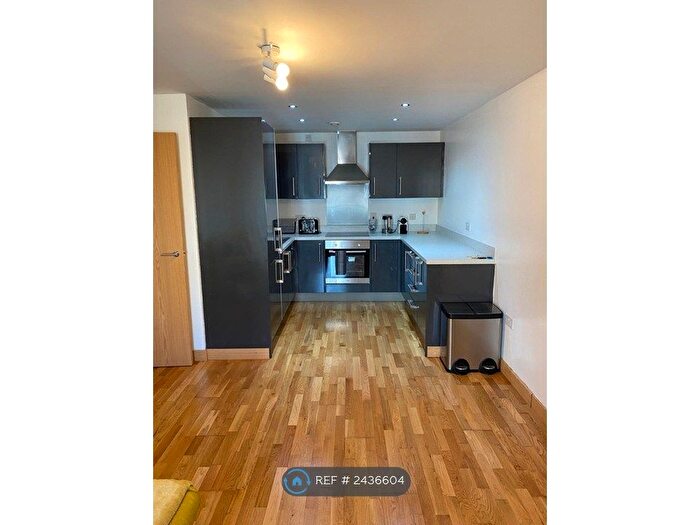 1 Bedroom Flat To Rent In Brecon Lodge, West Drayton, UB7