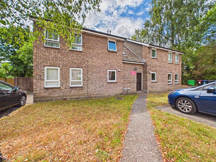 Studio For Sale In Galahad Close, Thornhill, Cardiff, CF14