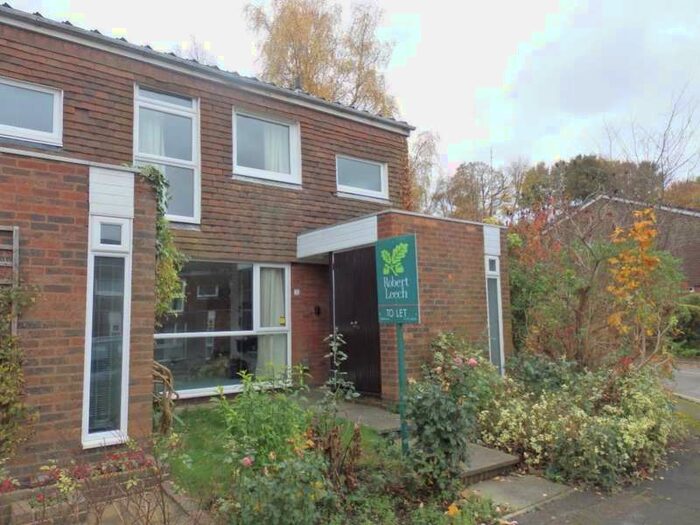 3 Bedroom End Of Terrace House To Rent In Reigate, Surrey, RH2