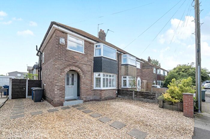 3 Bedroom Semi-Detached House For Sale In Kenmore Road, Whitefield, Manchester, M45