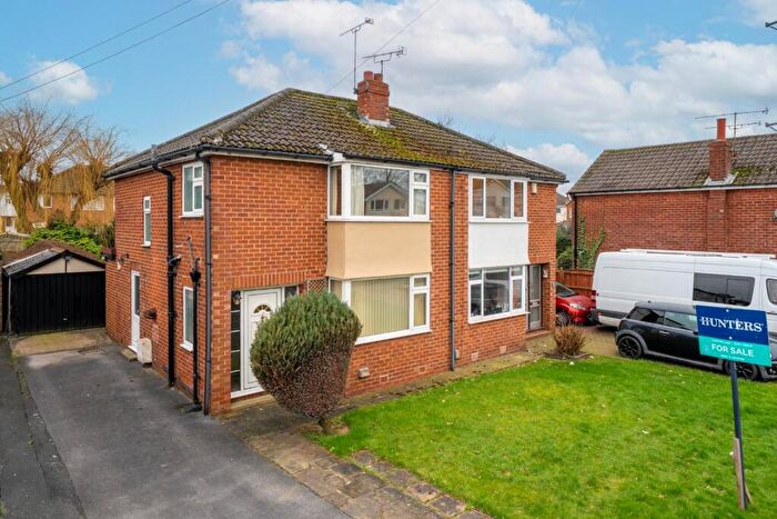 3 Bedroom Semi Detached House For Sale In Meyrick Avenue, Wetherby, LS22