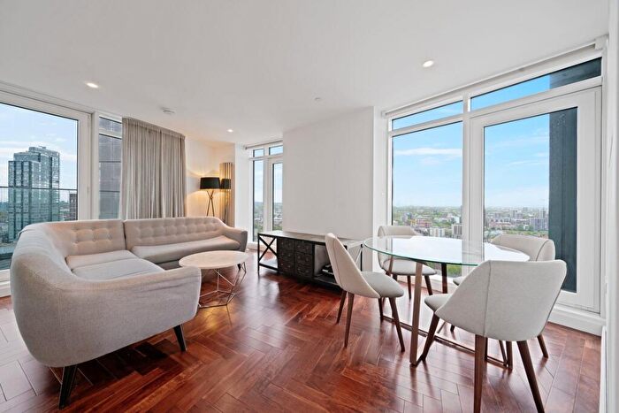 2 Bedroom Apartment For Sale In Eagle Point, City Road, London, EC1V