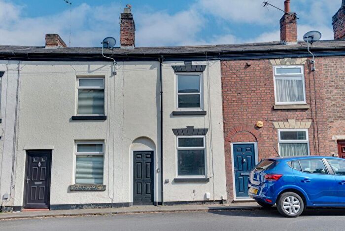 2 Bedroom Terraced House For Sale In Oxford Road, Macclesfield, SK11