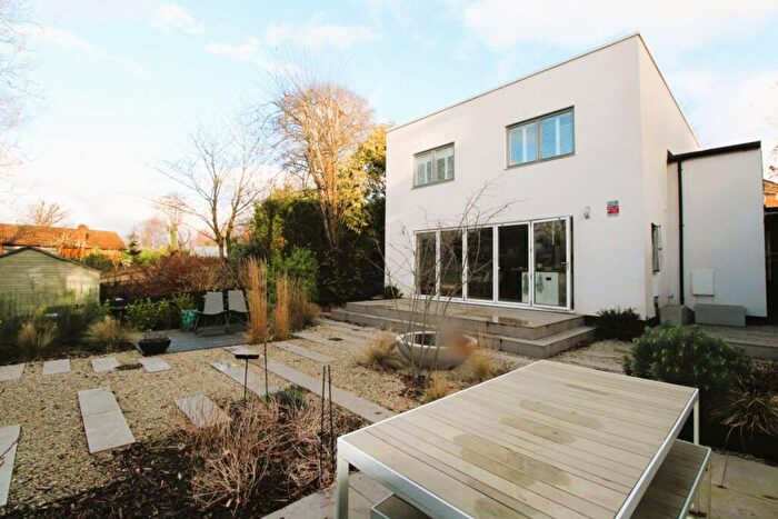 4 Bedroom Property To Rent In Western Road, Haywards Heath, RH16