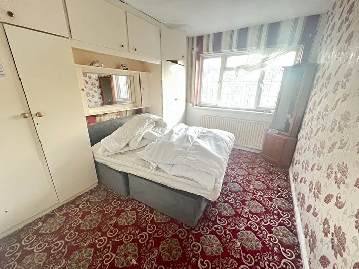 3 Bedroom Flat To Rent In Om Sai House, High Street, West Drayton, UB7