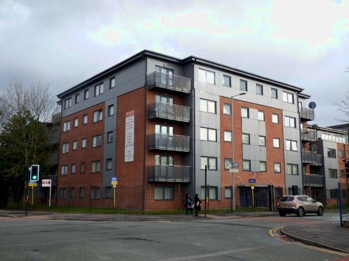 2 Bedroom Flat To Rent In Denmark Road, Manchester, M15