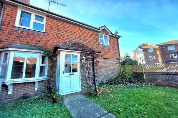 2 Bedroom Semi-Detached House To Rent In Court Road, Lewes, BN7